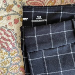Old Navy Pixie Pants size 14 Brand New